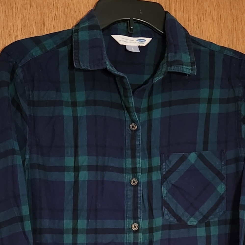 Old Navy "The classic Shirt", size large, color plaid blue and green. - Picture 4 of 4